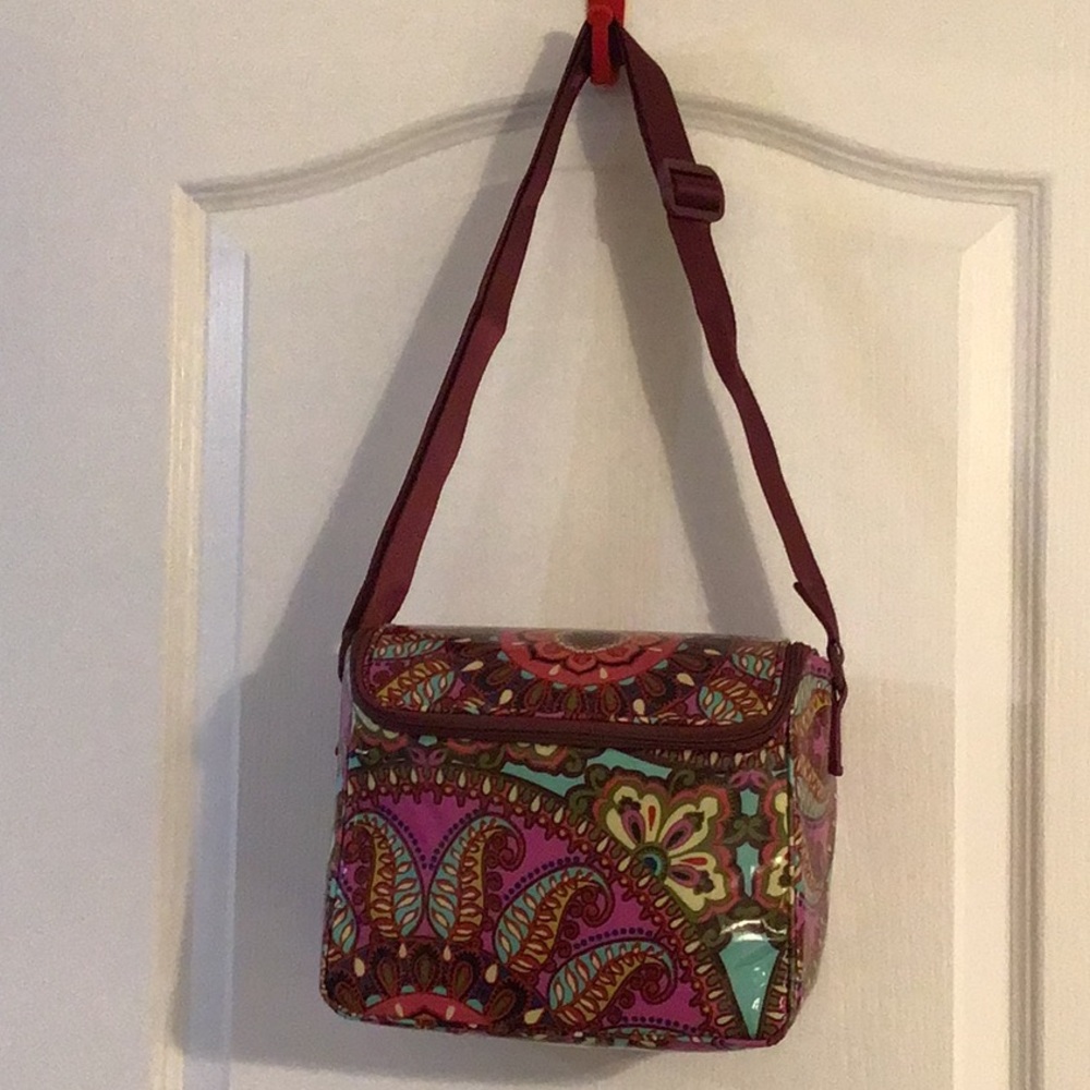 Vera Bradley Insulated Stay Cooler Resort Medallion NWT